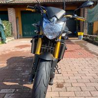 YAMAHA FZ8 (2013)-Ed GOLD-PRONTA PER LA STAGIONE