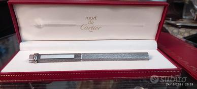 penna Vintage must de Cartier paris 