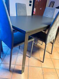 Tavolo soggiorno allungabile 