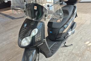scooter Piaggio Carnaby