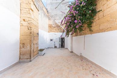 Casa indipendente ristrutturata, S.Cesario