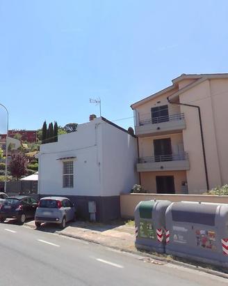 Bilocale con due bagni a Lastra a Signa a 700 eu