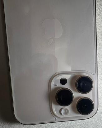 Cellulare iphone 16pro Max