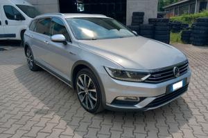 PASSAT VARIANT ALLTRACK 2.0 TD 4 MOTION EECUTIVE