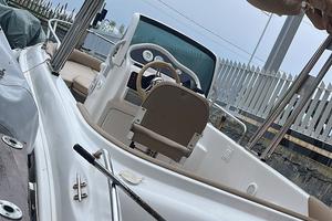 Barca cantiere schizzo