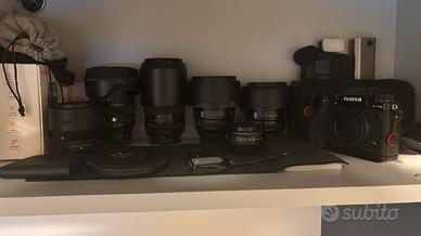 Kit Fujifilm X-T5 + Corredo ottiche completo