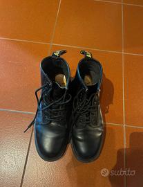 Dr martens uomo n. 42
