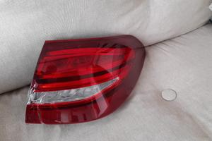 Faro led posteriore dx mercedes classe C