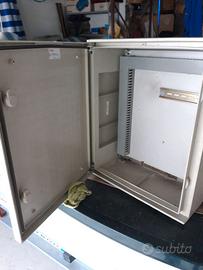 Cassetta ermetica .