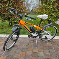 bici per bimbo 8/9 anni