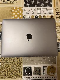MacBook air m1 8/256gb