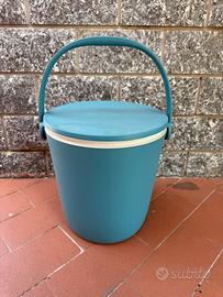 Frigorifero portatile a tavolino