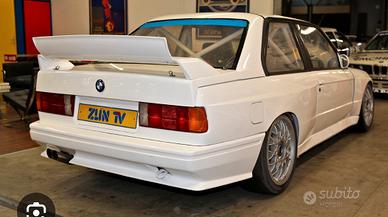Carrozzeria bmw m3 e30 dtm grA in fibra di vetro