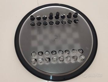 Scacchiera design Rede Guzzini per Kriza