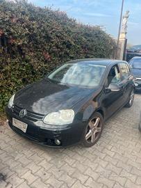 Ricambi Volkswagen Golf 2.0 TDI anno 2006