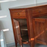 CREDENZA SCANTONATA
