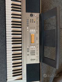 Tastiera Yamaha PSR E353