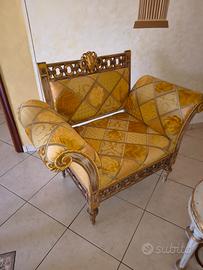 2 divani in stile 