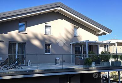 4 LOCALI A BESANA IN BRIANZA