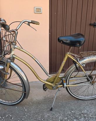 Bicicletta da donna Olympia Carlo Borghi vintage