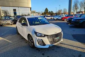 Peugeot 208 1.2 Hybrid 110cv DCS6 BUSINESS KM ZERO