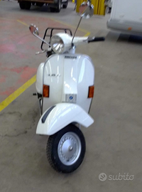 Vespa Px R E S T A U R A T A