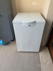 congelatore a pozzetto indesit 132L funzionante