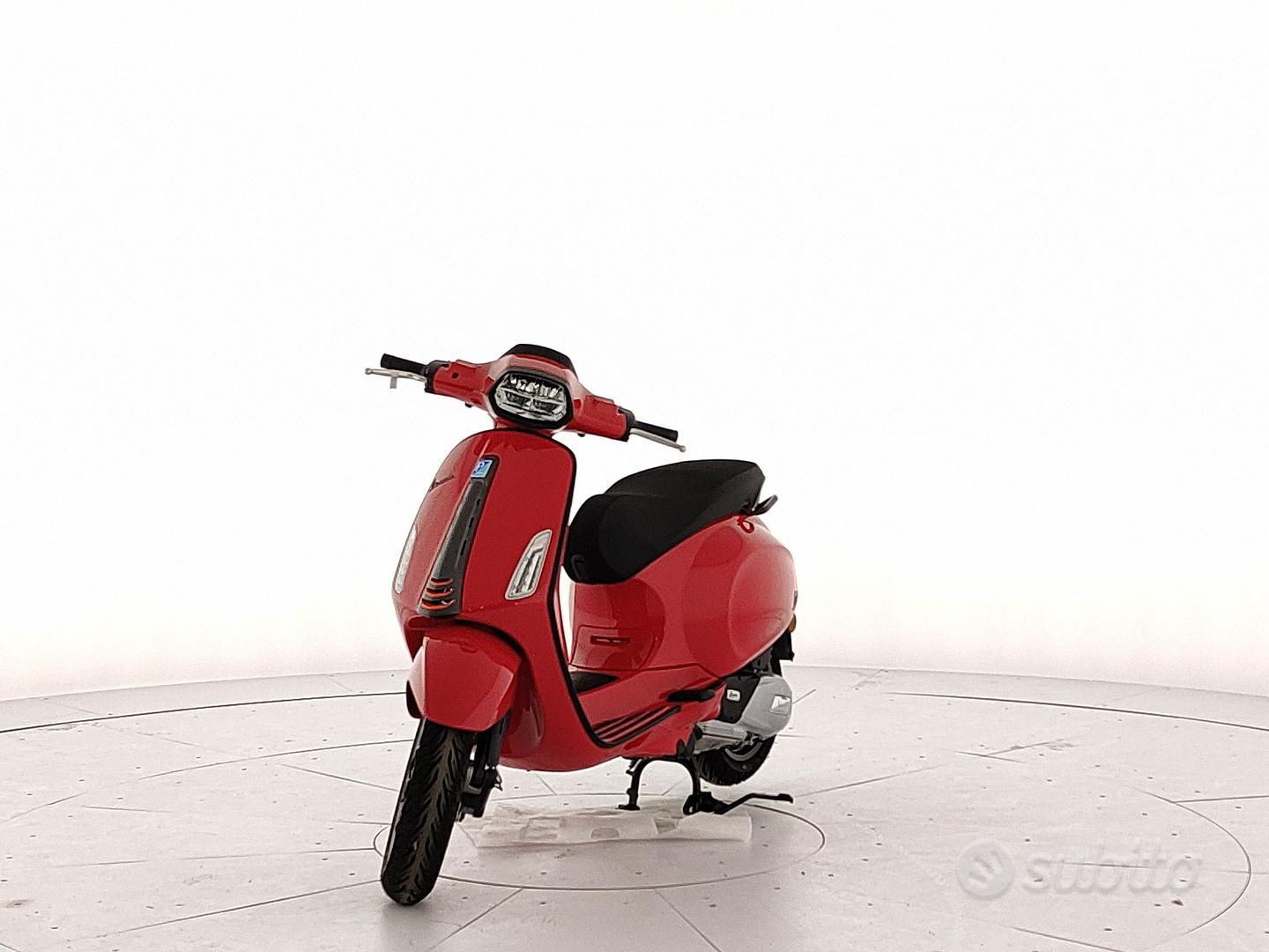 Vespa Primavera Vespa 150 Sprint Veloce Rossa Classic Vespa Prezzo
