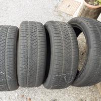 Pneumatici Pirelli Scorpion Winter 235/50R20