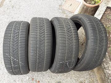 Pneumatici Pirelli Scorpion Winter 235/50R20