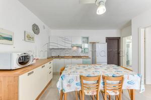 Nuova soluzione a 50 m dal mare pt