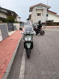 SCOOTER YAMAHA X CENTER