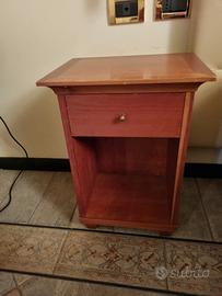 Comodini in ciliegio