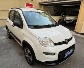 Fiat Panda BENZINA 4X4 EURO6 NEOPATENTATI GARANTIT