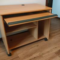 Mobiletto porta computer