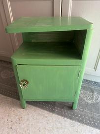 Comodino mobiletto vintage