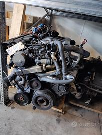 Motore BMW 330 XD 4X4 2993cc diesel del 2005