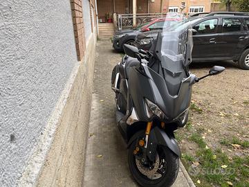 Yamaha T Max 530 - 2017