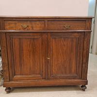 Credenza antica