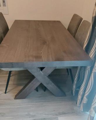 Tavolo da pranzo moderno