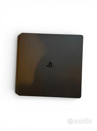 Ps 4 con giochi e controller 