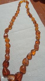 Collana di ambra pura