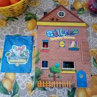 Casetta Stikeez Completa 