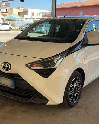 TOYOTA Aygo Connect 1.0 VVT-i 72 CV 5 porte x-pl
