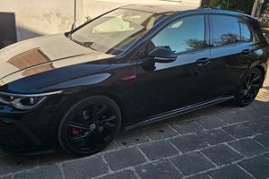 Volkswagen Golf 8 GTI  245 CV