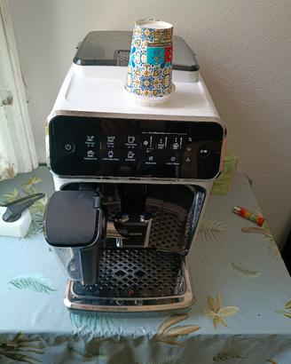Macchina da caffè automatica Philips LatteGo