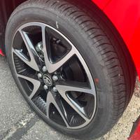 Pneumatici estivi Bridgestone