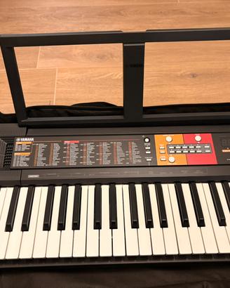 Tastiera Yamaha PSR F51