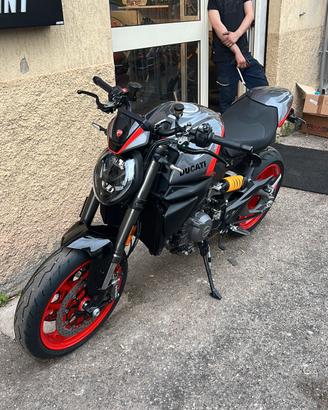Ducati monster v2 2026 sport livery