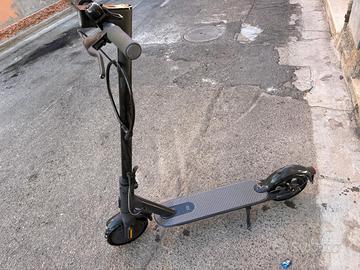 Monopattino elettrico Xiaomi